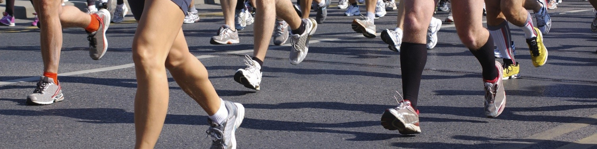 Image of runners at a running event